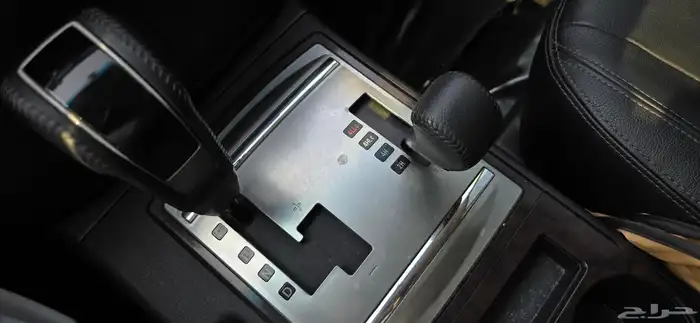 ميتسوبيشي باجيرو موديل 2016 فل كامل العلامات الذهبية 9