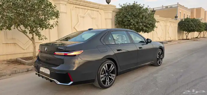 بي أم دبليو 735 مالك أول الناغي 0