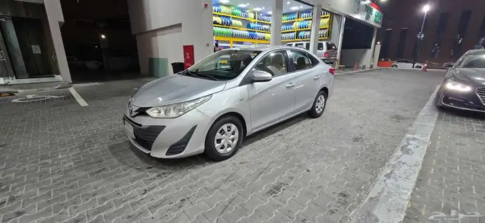 تويوتا يارس للبيع التواصل اتصال 0