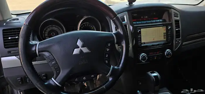 ميتسوبيشي باجيرو موديل 2016 فل كامل العلامات الذهبية 12