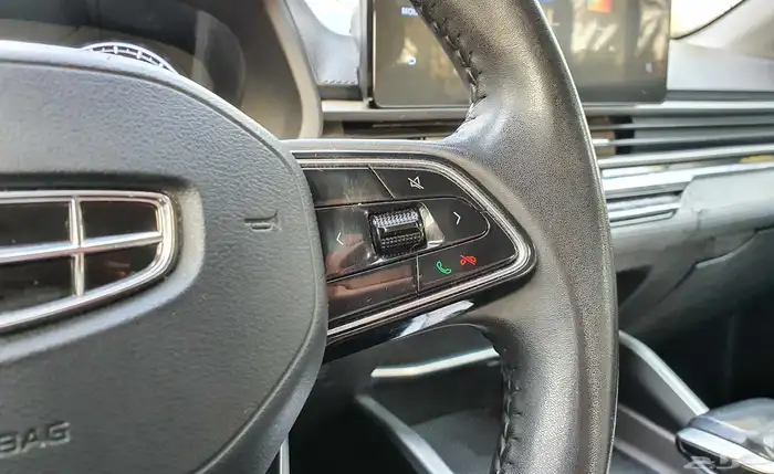 جيلي ام جراند 2023 سعودي 7