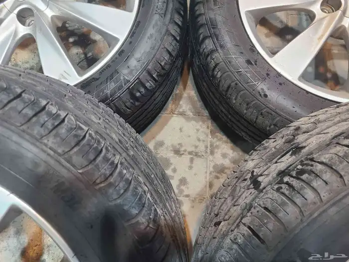 جنوط هونداي اكسنت كروم أصلية وكالة مع الكفرات للبيع مقاس 16 4