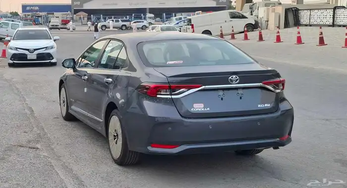 كورولا مطور 2.0 XLI فتحة 2025 2