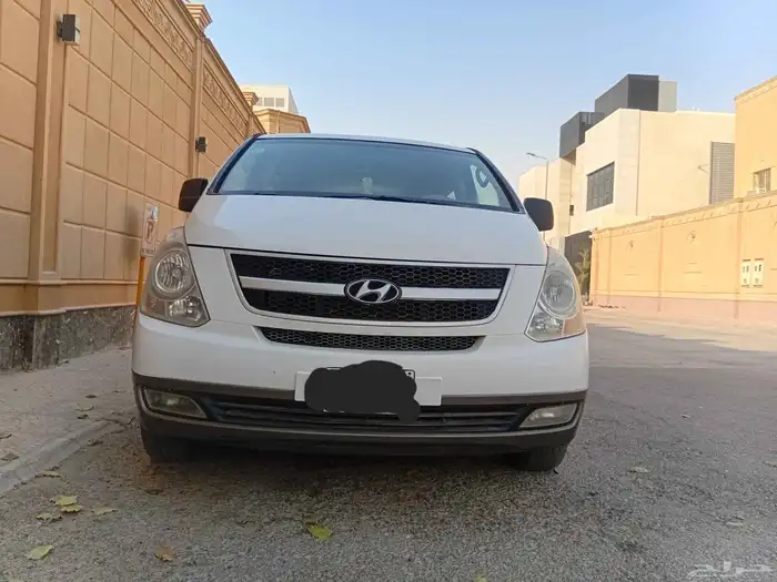 هونداي H1للبيع نضيف جدا الموديل 2015 6