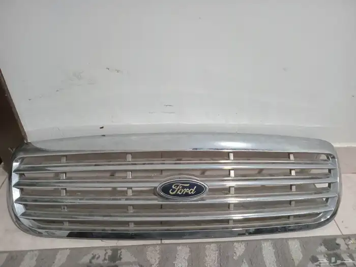 للبيع شبك فورد فكتوريا نضيفف 1