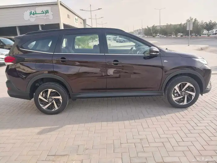 للبيع تويوتا راش موديل 2023 2