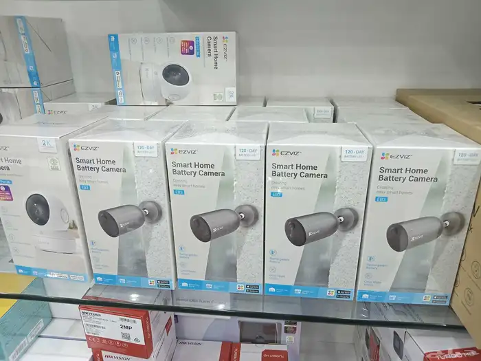 كاميرات مراقبة 2