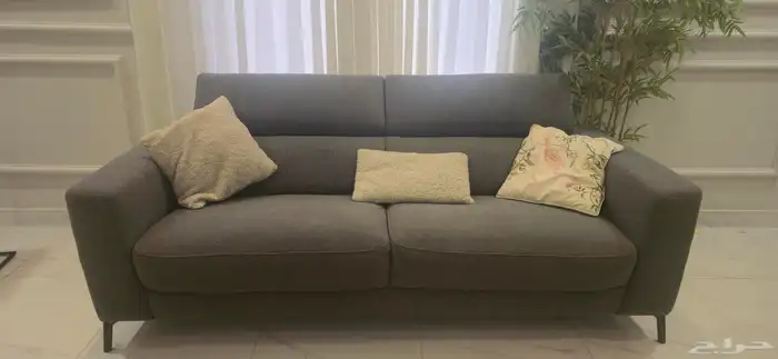 للبيع كنب 3 قطع رصاصي 4