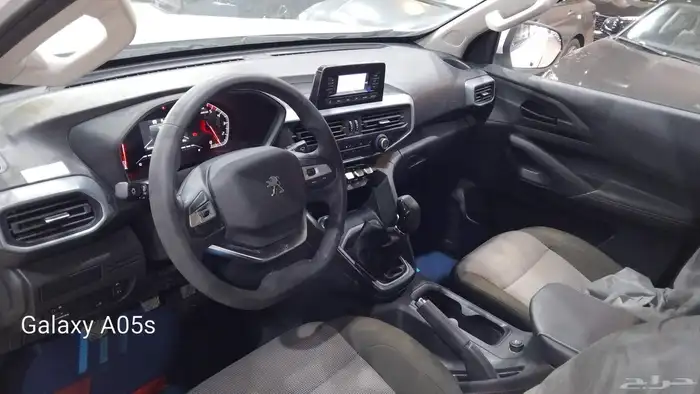 بيجو لاندتريك غمارتين 5