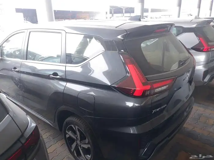 ميتسوبيشي اكسباندر موديل 2025 4