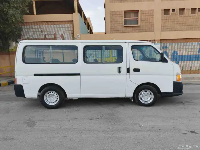 باص نيسان ديزل 2009 ركاب 2