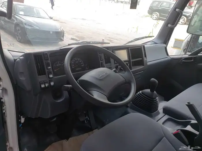 ايسوزو دينا 4طن موديل 2025 5