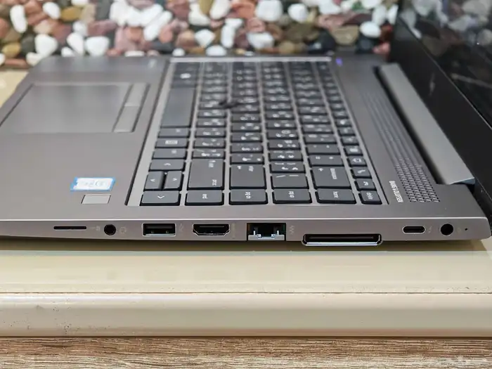 للبيع   HP ZBook 14u G6   اتش بي زدبوك 14u G6 7