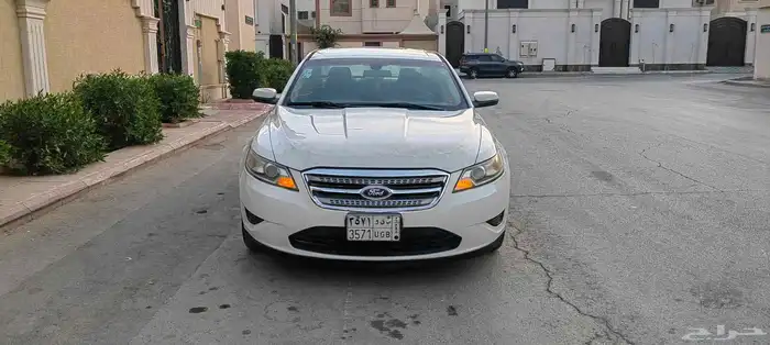 فورد توروس 2011 1