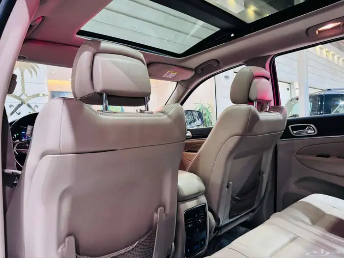 جراند شيروكي 2015 ليمتد V8 فل كامل نظيف جدا 8