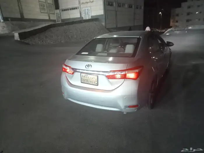 تويوتا كورولا 2015 5