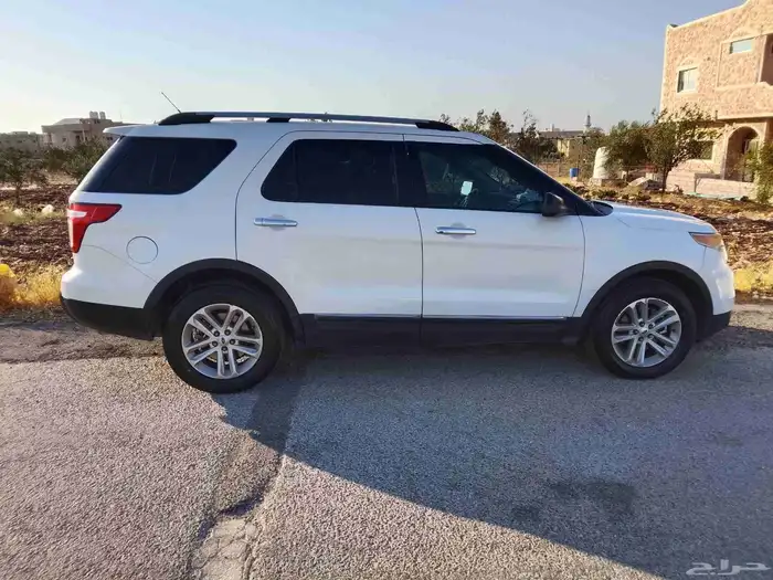 فورد اكسبلورر موديل 2013بحاله ممتازه 8