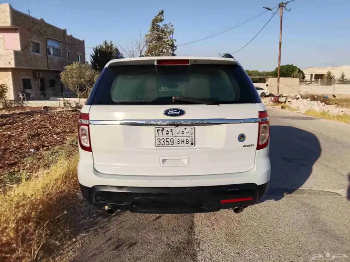 فورد اكسبلورر موديل 2013بحاله ممتازه 7