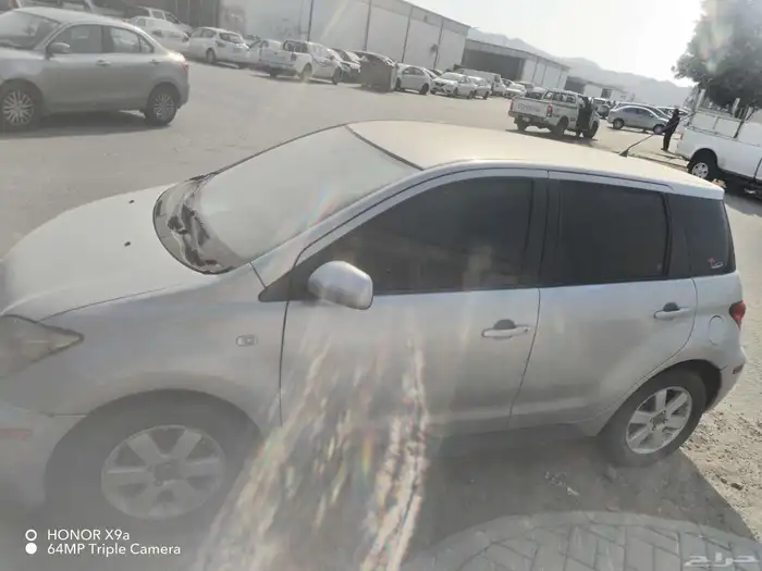 تويوتا اكس اي للبيع تشليح السيارة بس تحتاج تغير مكينة 1