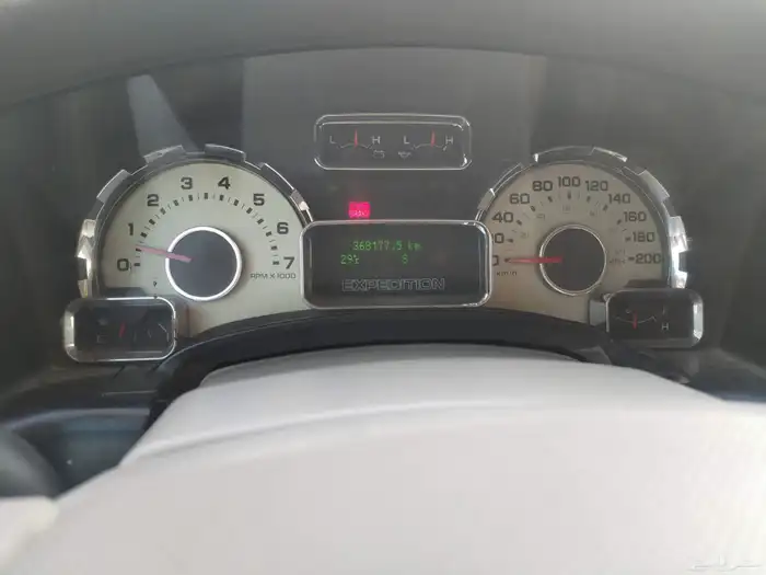 اكسبيدش 2012 دبل نص فل 7