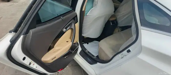 ازيرا م ديل 2014 1