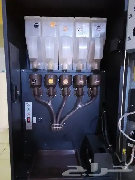 مكينة قهوه بالبيع الذاتي 4