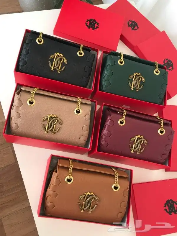 يوجد لدينا جميع انواع الشنط جمله وقطاعي 7