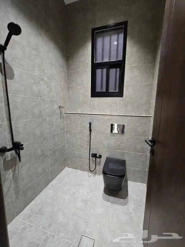 للبيع روف علوي مع ملحق مدخل سياره تشطيب راقي بالمحاله 700الف 10