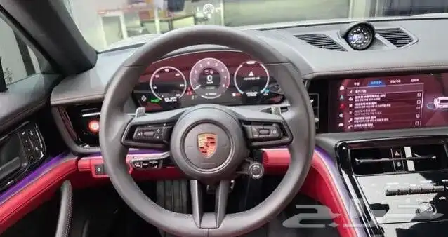 Porsche Panamera (972) 2 9 AWD E-Hybrid 5