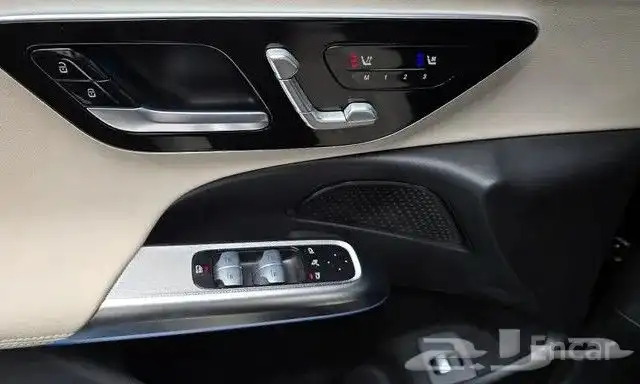 مرسيدس بنز E200 موديل 2024 استيراد كوريا 7