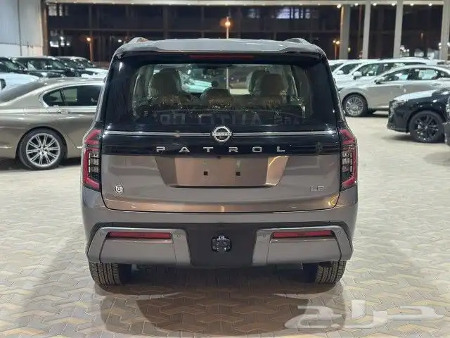 نيسان باترول LE2 2025 متوفر عدة الوان 9