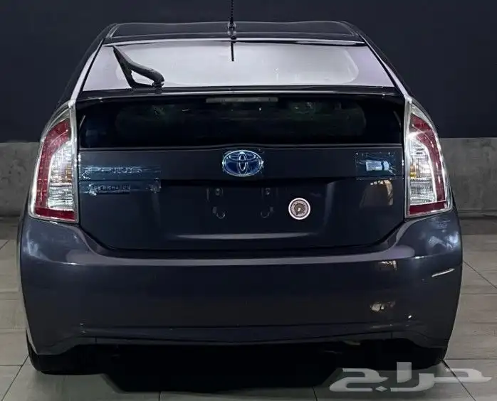 تايوتا هايبر بريوس 2014 1