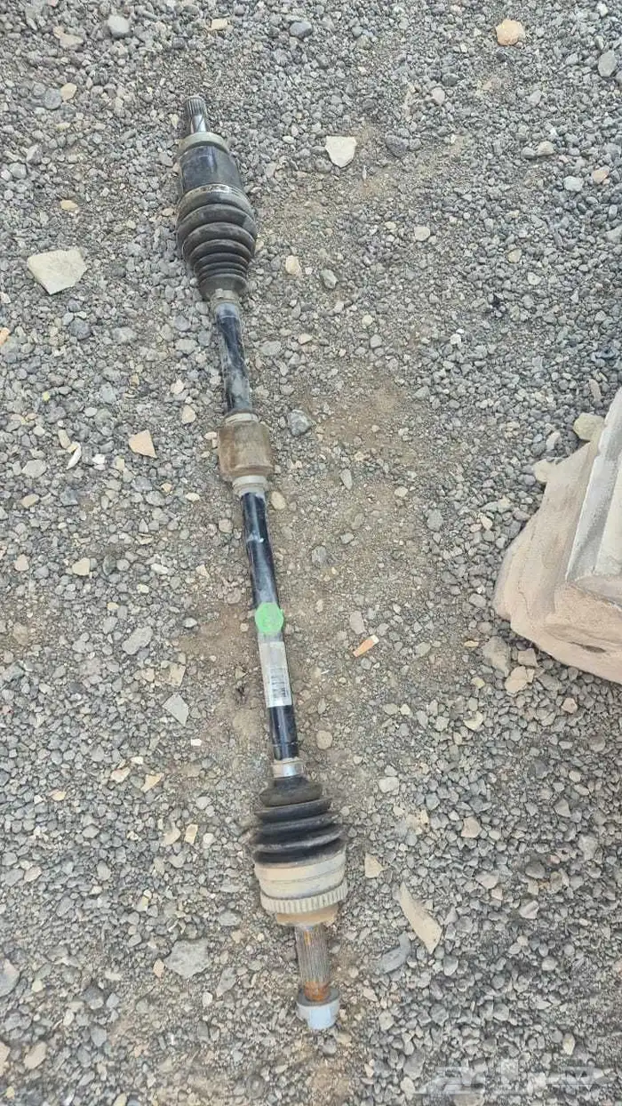 عكوس جيلي امجراند اصلي موديل 2022-2023 بحالة ممتازة 1