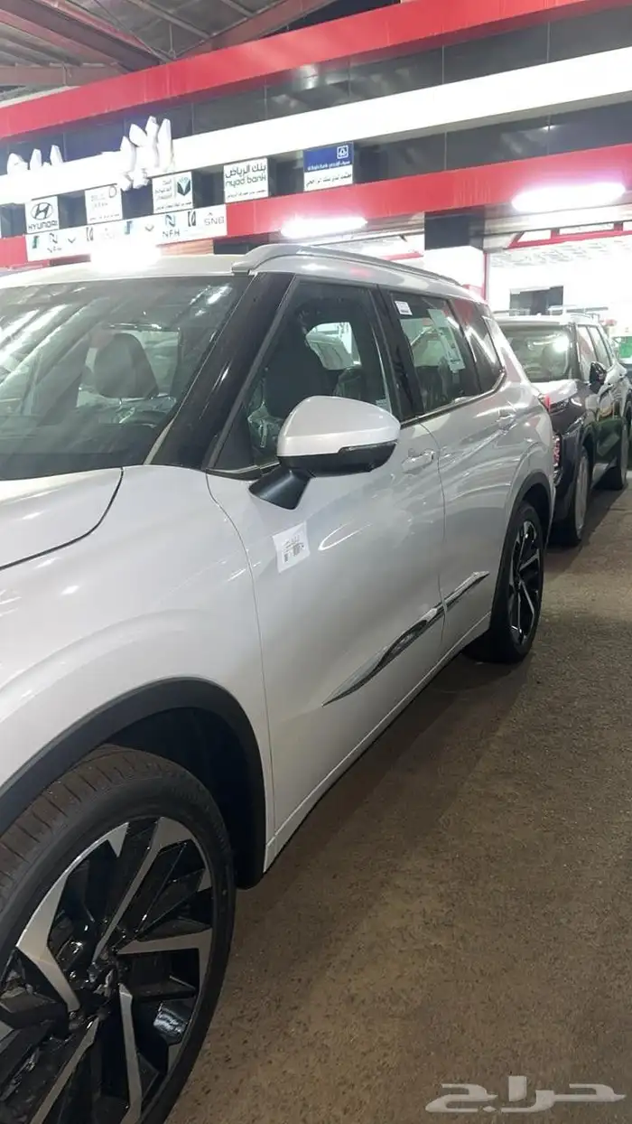 اوتلاندر برميوم 2025 2