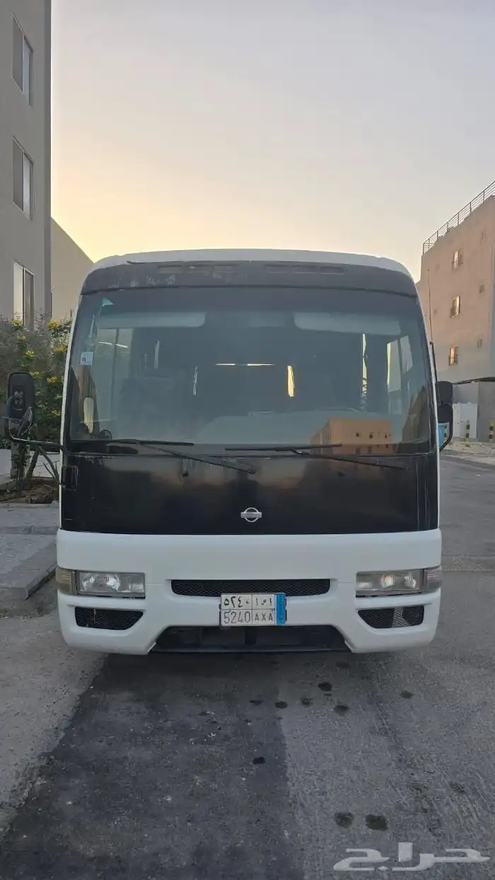 باص نيسان كوستر 30 ركاب حالة الباص ممتازة 2002 1