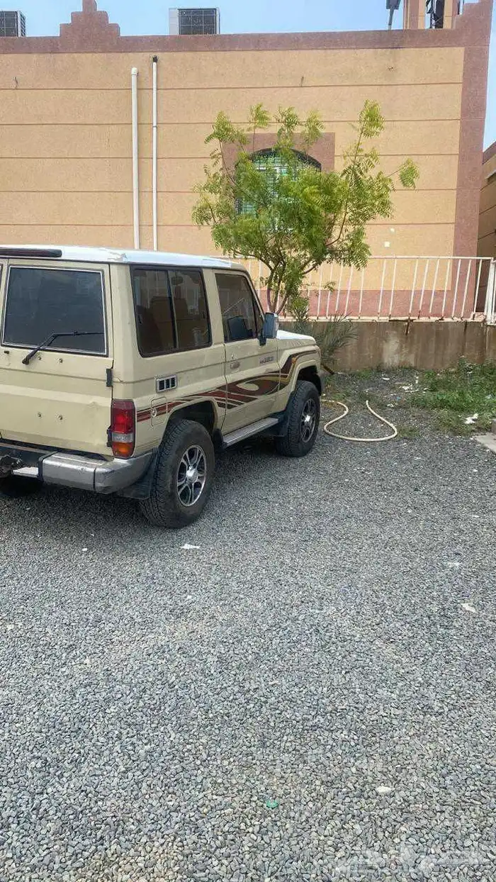 جيب ربع للبيع موديل 2014 فل كامل نوع البيع تشليح إسقاط جوا 2