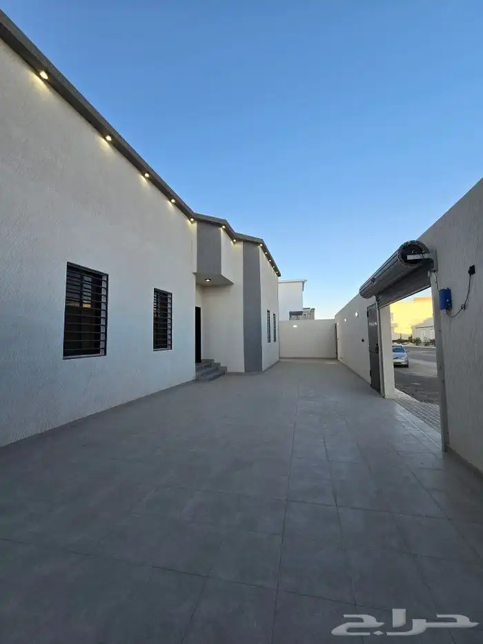 للبيع دور مستقل علي أرض كامله تشطيب فاخر باحد رفيده 900 ألف 8