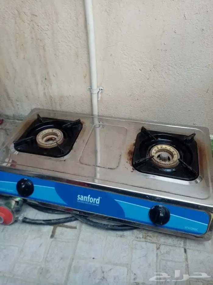 للبيع دينمو ماء شمسان شغال وموقد وكنبة 3