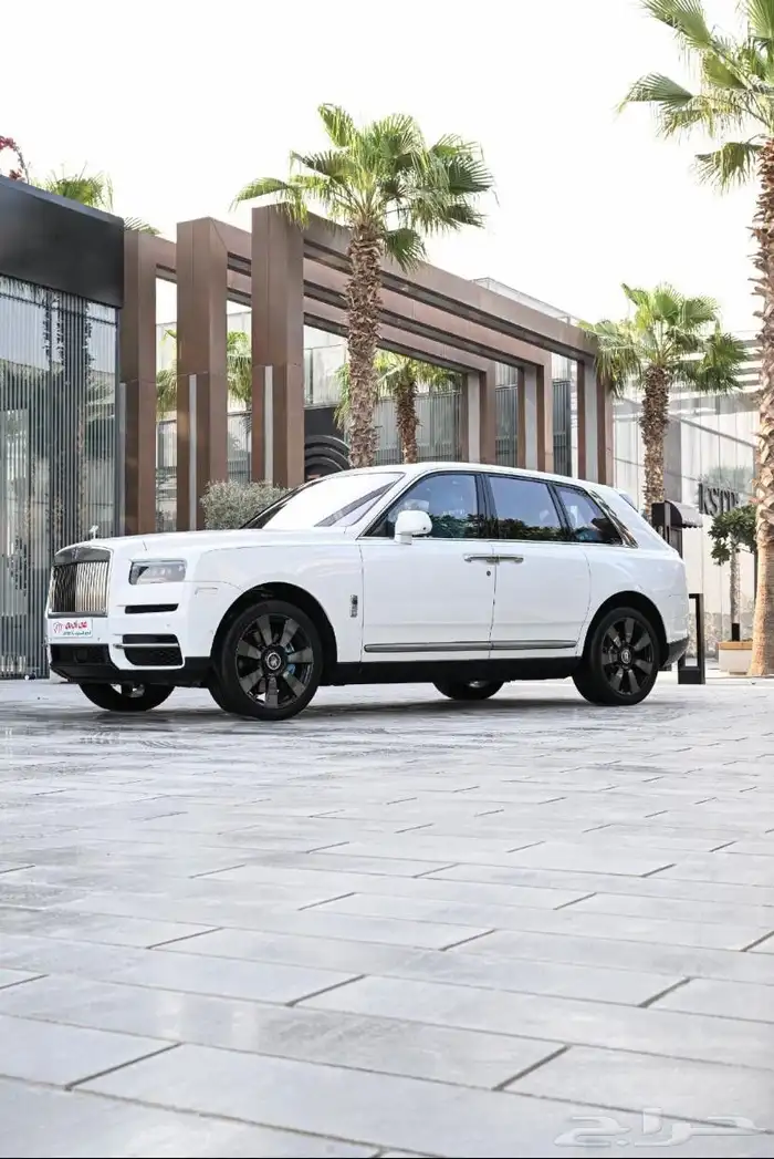 رولز رويس كولينان للايجار 1