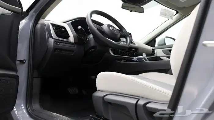 نيسان اكستريل 7 مقاعد دبل وبدون دبل 2026 6