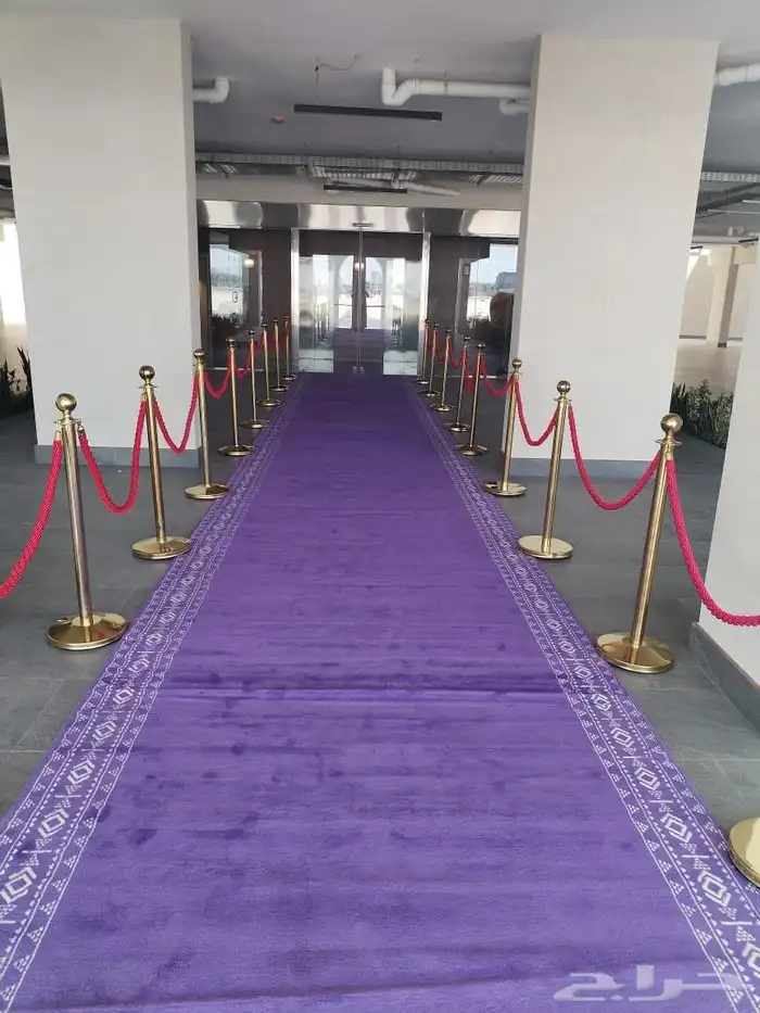 تاجير كنب جلد وقماش كبير وصغير تاجير كراسي وطاولات 2