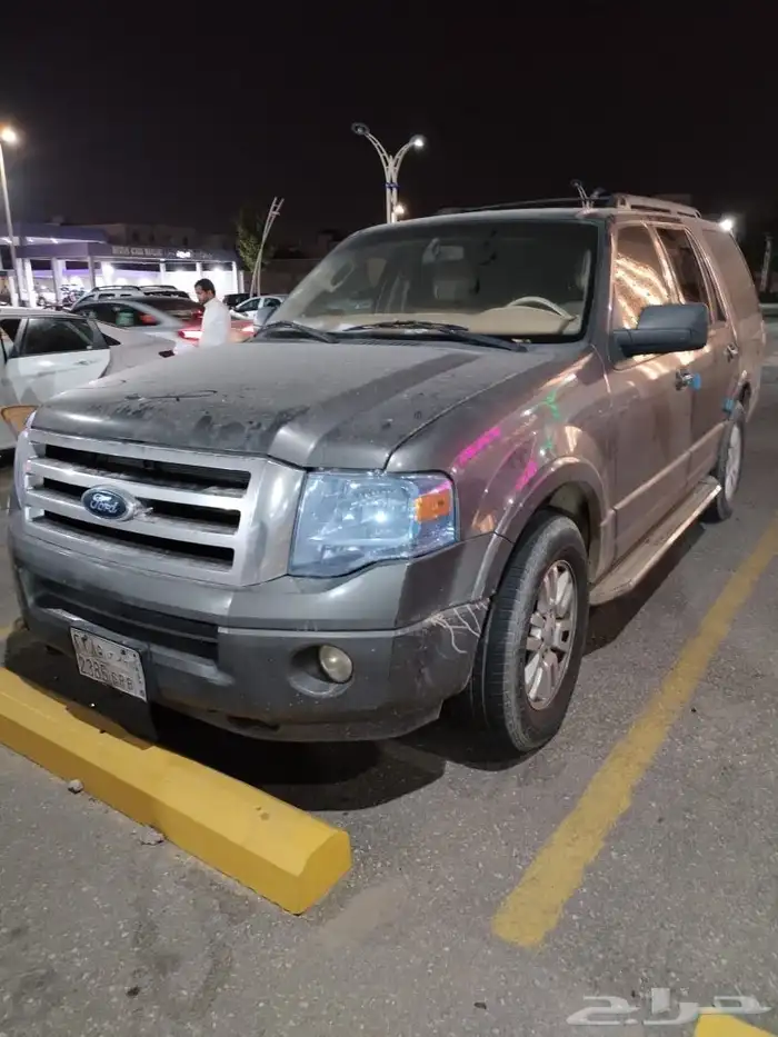 فورد إكسبيديشن موديل 2010 0