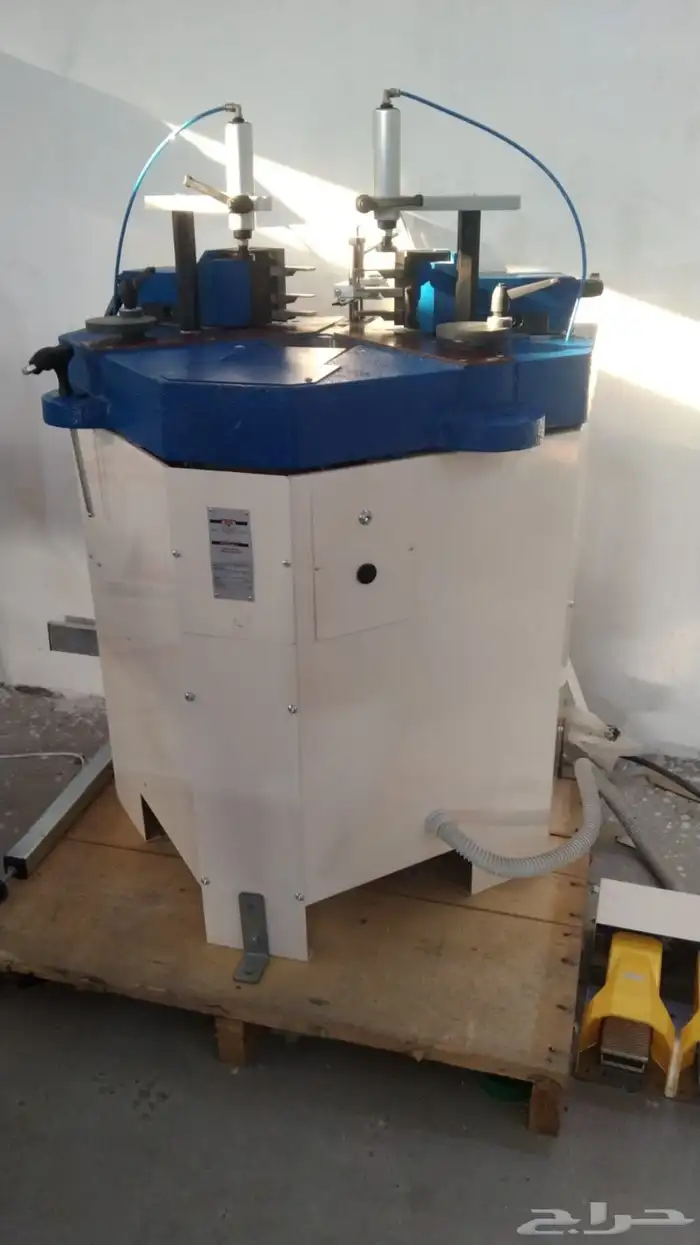 مكبس كريمبنج ايطالي للبيع استعمال شهر واحد بحالة الوكالة 0