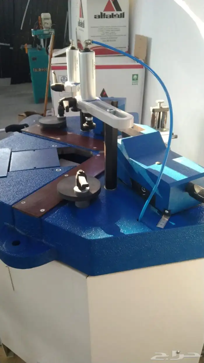 مكبس كريمبنج ايطالي للبيع استعمال شهر واحد بحالة الوكالة 2