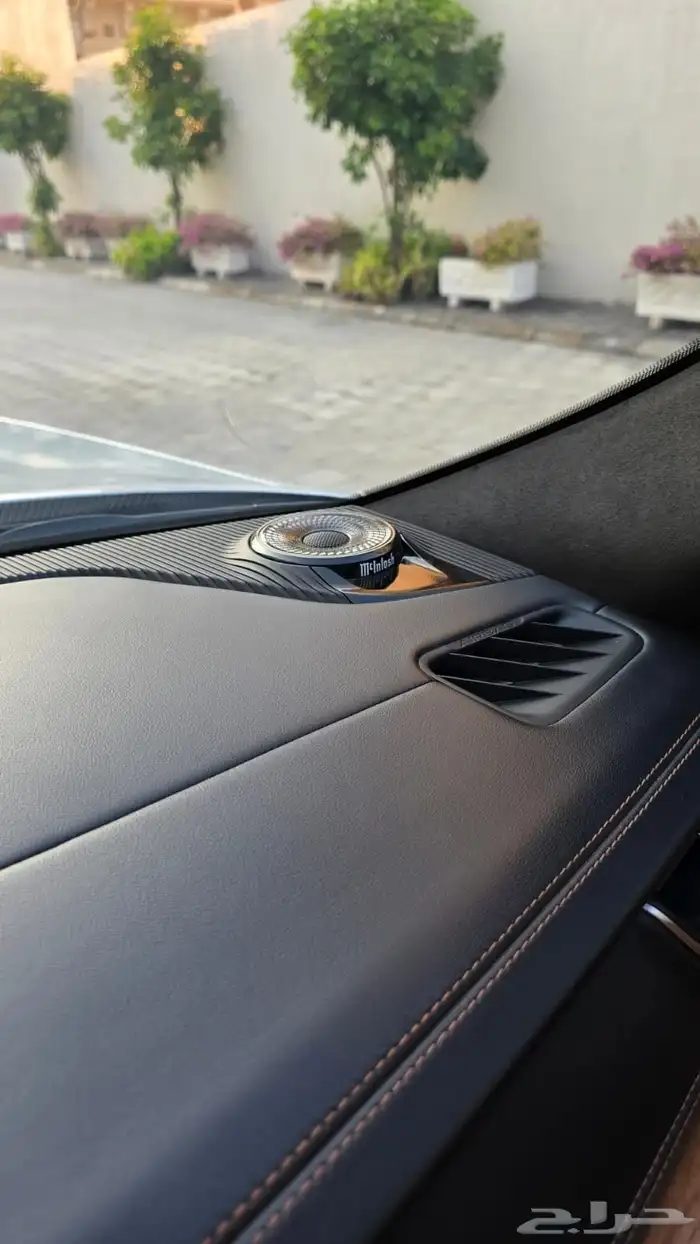 جيب جراند شروكي ساميت 2021 ضمان و صيانه مجانيه 31