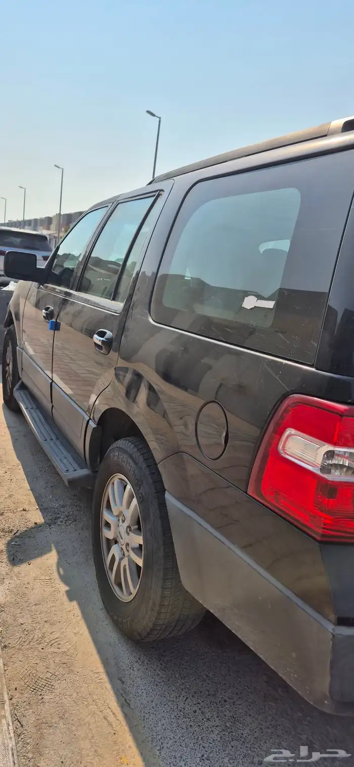 اكسبديشن قصير فورد 2014 2