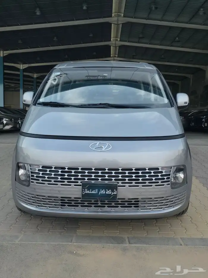 هونداي ستاريا 2022 3