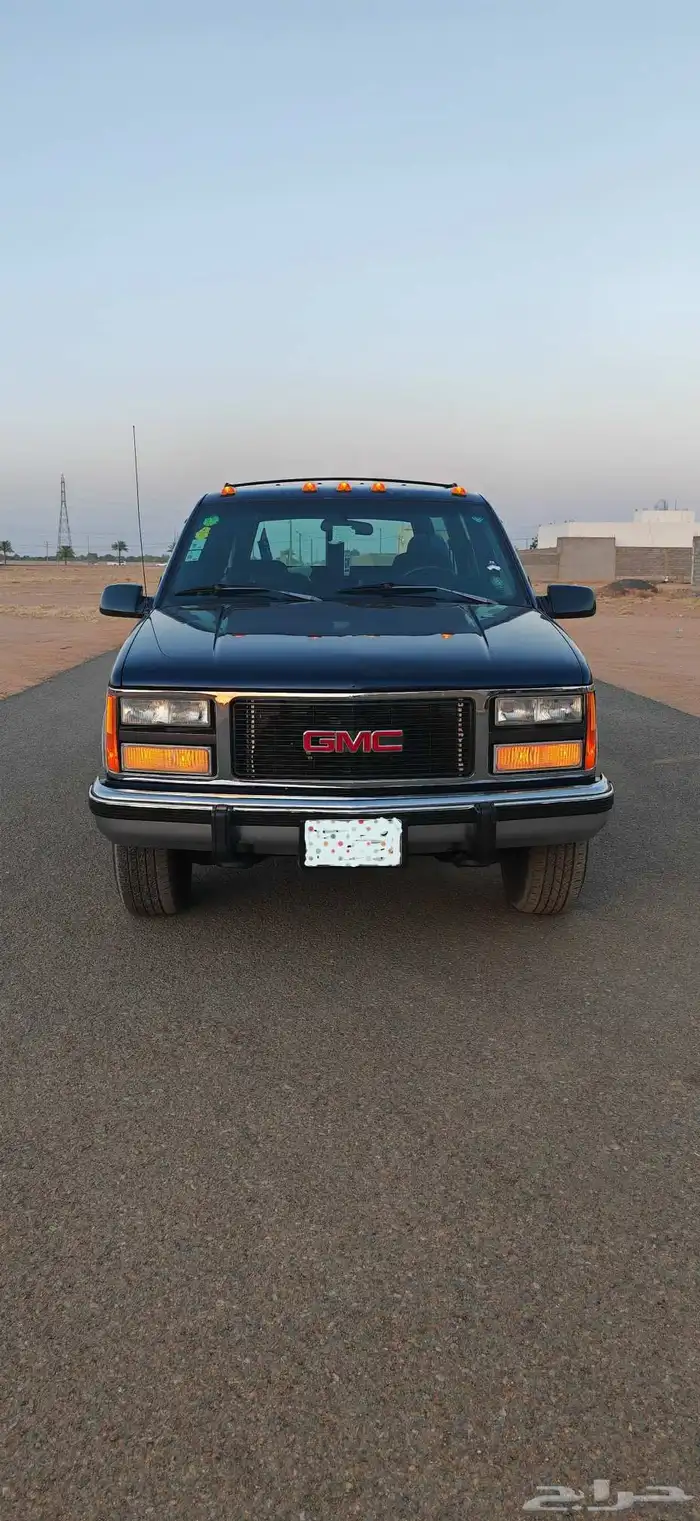 جمس ملكي مخزن من النوادر 0