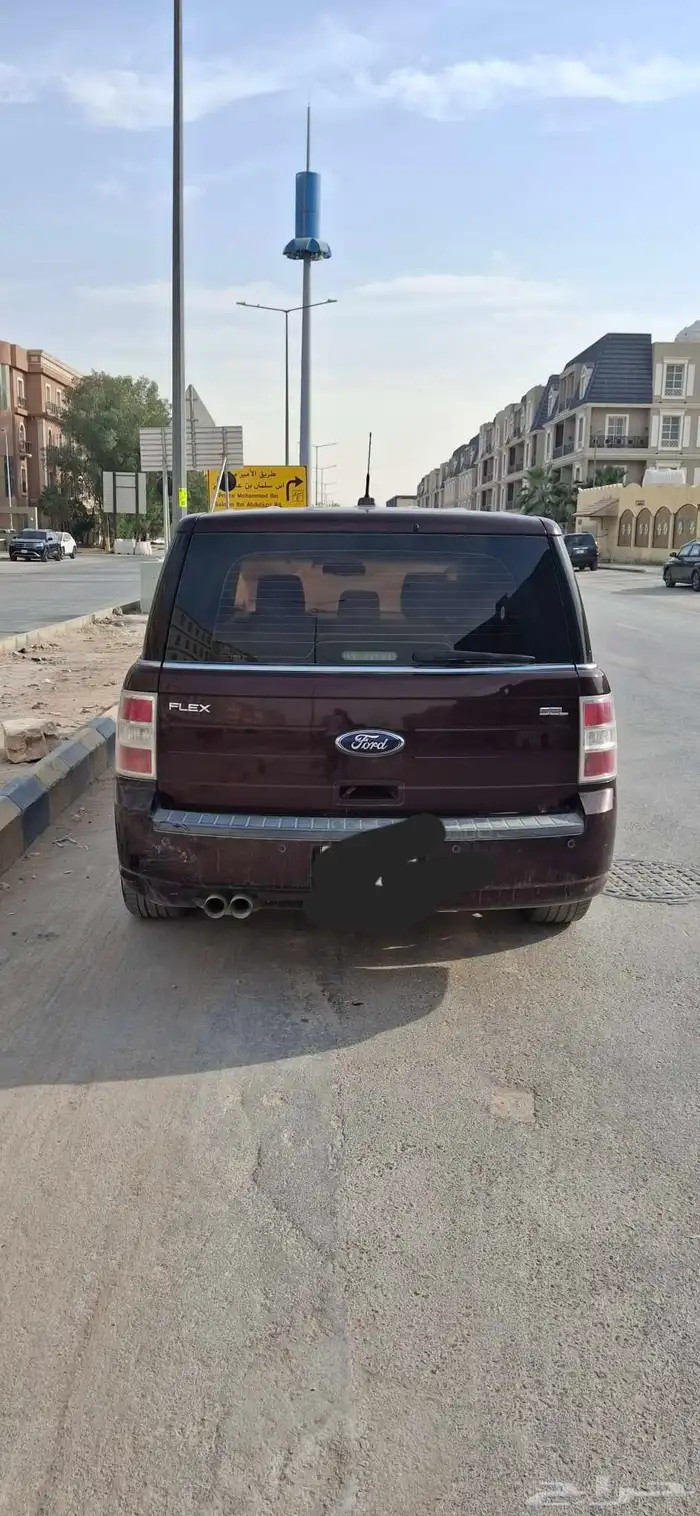 فورد فليكس 2011 5