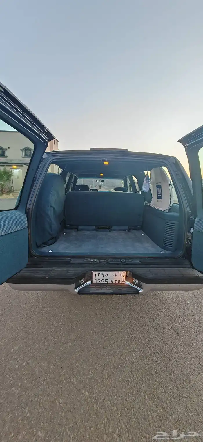 جمس ملكي مخزن من النوادر 28